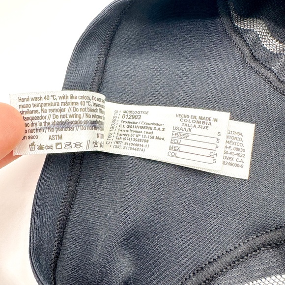 Leonisa Black Lace Classic Shaper Panty - Picture 5 of 7